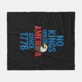 No Kings In America Since 1776 Shirt No Kings Men Fleece Deken (Voorkant (Horizontaal))