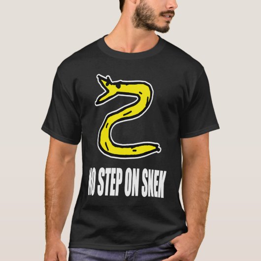 No Step On Snek T-shirt (Voorkant)