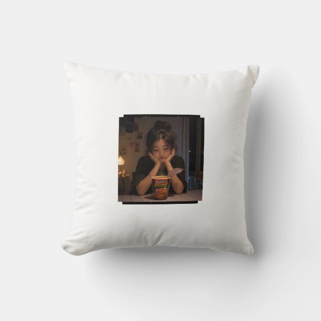Noedelmeisje Kussen (Voorkant)