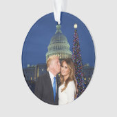 Noël Trump : Donald et Melania (devant)