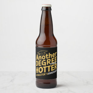 Nog een graad heter afstuderen met een masterdiplo bier etiket