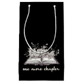 Nog een hoofdstuk boek met bloemen klein cadeauzakje (Voorkant)