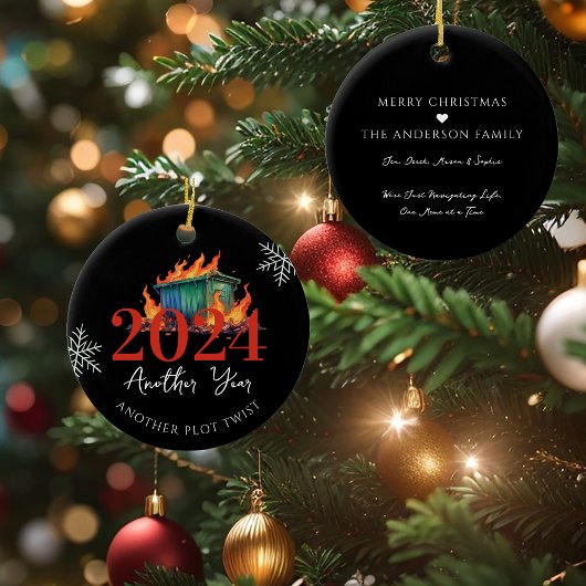Nog een plotwending | Grappige 2024 Dumpster Fire Keramisch Ornament