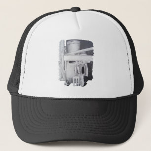 nog te gebruiken tekening van tuinwerktuigen voor trucker pet