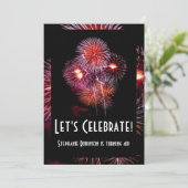 Noir avec feux d'artifice Invitations de fête d'an (Debout devant)