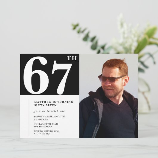 Noir et blanc 67e anniversaire Invitations Photo (Debout devant)