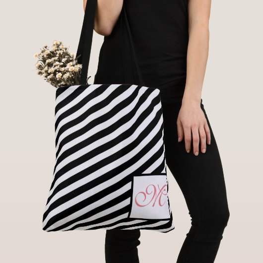 Noir et blanc barre le sac fourre-tout moderne à (De près)