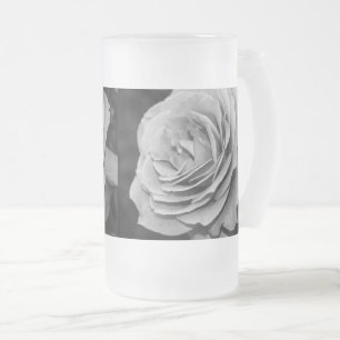 Noir et blanc Rose Frosted Glass Beer Mug