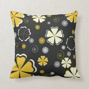 Noir et coussin floral crème d'or