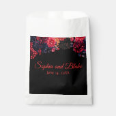 Noir et Rouge Gothique Floral Mariage Favor Sacs (Devant)