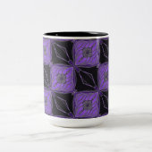 Noir et violet Abstrait Diamants Floraux Mug (Centre)