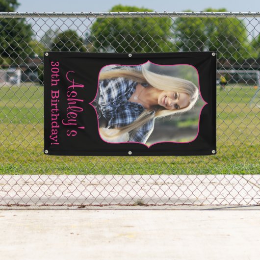 Noir fait sur commande de rose de bannière (En situation)