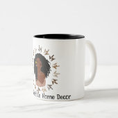 Noir, Femme Sourde tasse dans le design ASL. (Devant droit)