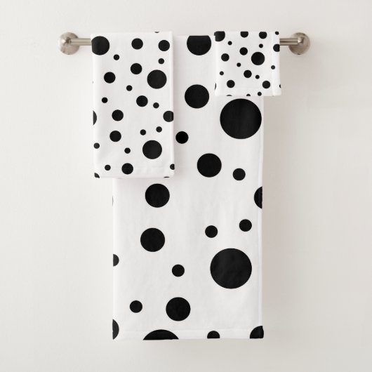 Noir sur le Motif Polka blanc (En situation)
