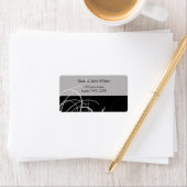 noir tourbillonne étiquette de adresse (En situation)