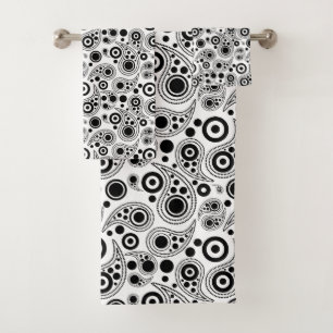 Noircissez sur le motif blanc de style de Paisley