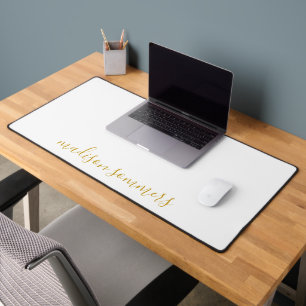 Nom De Script Or Moderne Sur White Desk Mat