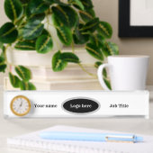 Nom du bureau Plaque avec horloge. Texte et logo m