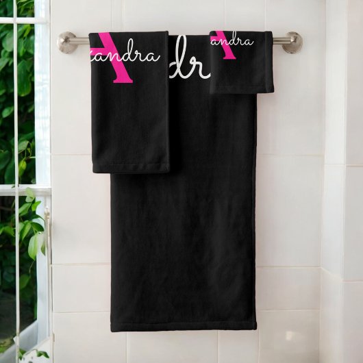 Nom en monogramme de script girly rose chaud noir