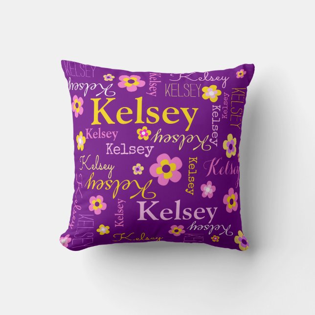 Nom et fleurs texte violet rose jaune coussin (Recto)