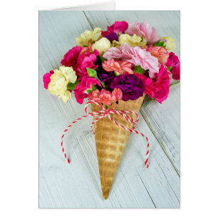 Nom Jour bouquet d'oeillet dans cône gaufre