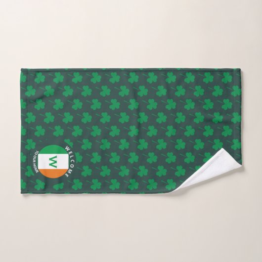 Nom moderne Monogram Irish Flag Shamrock (Serviette à main)