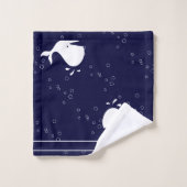 Nom monogramme Cartoon Whale Navy Bleu blanc (Gant de toilette)
