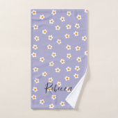 Nom personnalisé Cute Modern Daisy Motif violet (Serviette à main)