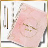 Nom personnalisé et année rose et or planificateur