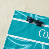 Nom personnalisé et serviette de plage et de lac (En situation)