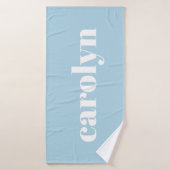 Nom personnalisé Light Blue Retro Typographie (Serviette de bain)