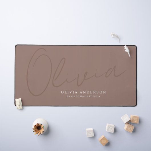 Nom personnalisé Minimaliste Mocha Brun Script (Tableau pour enfants)