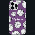 Nom personnalisé unique Volleyball violet<br><div class="desc">Un coque iPhone pro max cool avec un nom personnalisé et un peu de volley-ball sur fond violet pastel.</div>