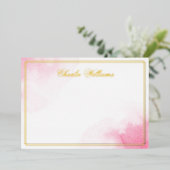 Nom romantique script rose aquarelle feuille carte (Debout devant)