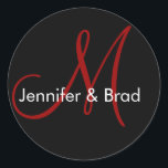 Noms des mariées mariages Monogramme Sticker Rouge<br><div class="desc">Enveloppe d'invitation Seal_Initial,  monogramme,  lettre Noms et Monogramme initial Sticker noir et rouge personnalisable</div>