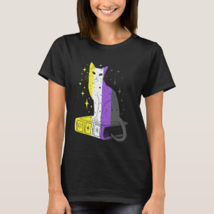 Non-binaire trots kat op Boek Magie Sterren LGBTQ T-shirt