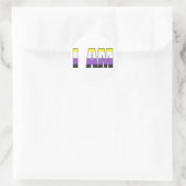 NonBinary Pride I AM witte achtergrond Ronde Sticker (Tas)