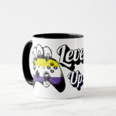 Nonbinary Pride Level Up Tiger Paw Controller Mug Mok (Voorkant links)