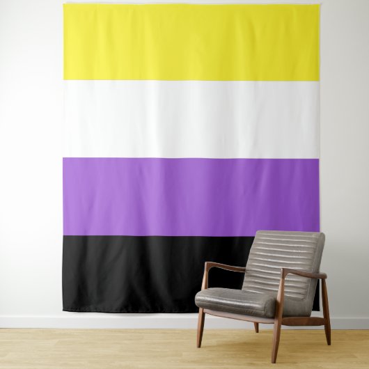 Nonbinary Pride-vlag Verticaal Wandkleed (In situ)