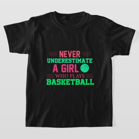 Nooit een meisje onderschatten dat Basketball spee T-shirt (Laagn)