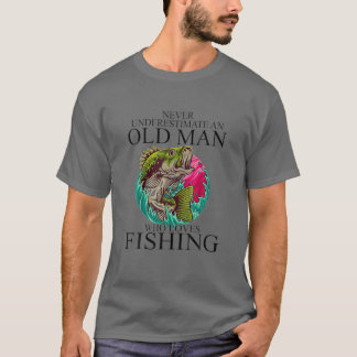NOOIT EEN OUD MAN ONDERSCHATTEN DIE VAN FU VIST T-SHIRT