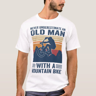 nooit een oud man onderschatten t-shirt