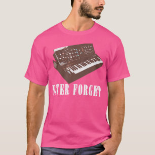 Nooit Vergeten Synthesizer - Retro Piano Design T-shirt