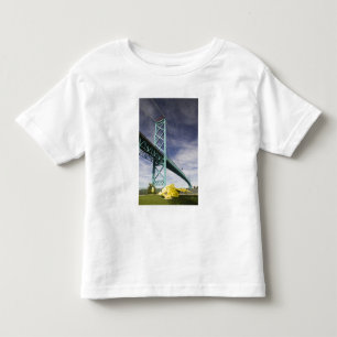 Noord-Amerika, CANADA, Ontario, Windsor: De Kinder Shirts