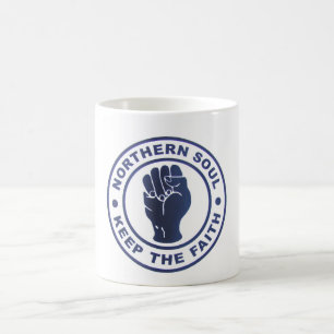 Noordelijke sol houdt de gelovige slogans en het v koffiemok