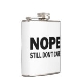 Nope geeft er nog steeds niets om heupfles (Rechts)