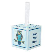 Nordic Folk Art Uil Kubus Ornament (Voorkant hoekig)