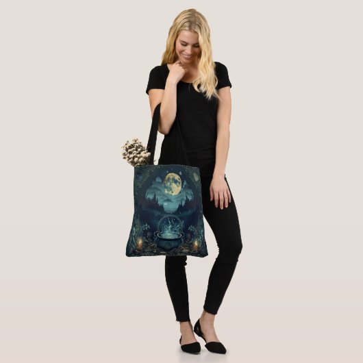 Nordic Samhain Canvas tassen - Witch's Cauldron De (Op model)