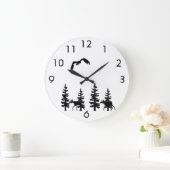 Nordic style pine trees silhouettes moose in black grote klok (Huis)