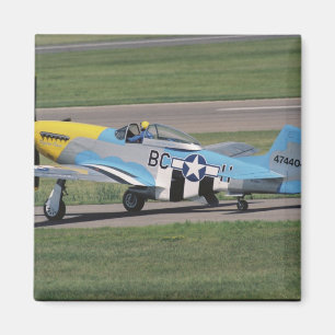 North American P-51 D Dazzling Donna op de Magneet